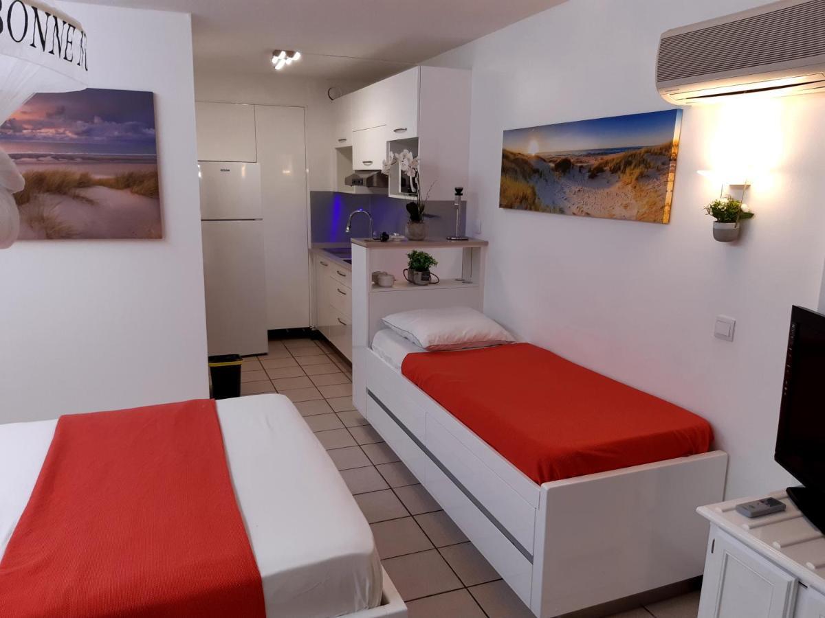 Studio Climatise - Piscine-Plage - 1 A 2 Personnes Sainte-Anne Kültér fotó